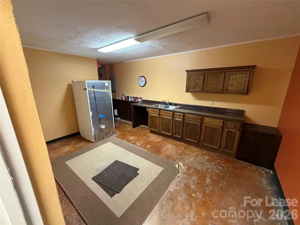 102 W Main Street Maiden NC 28650
