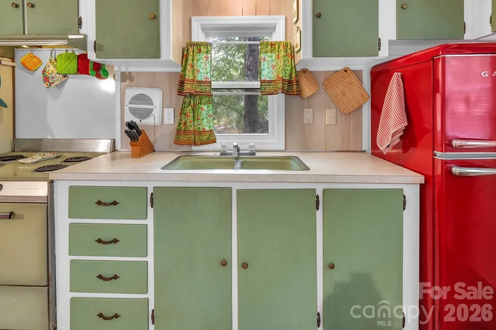 175 Elmwood Drive Troy NC 27371