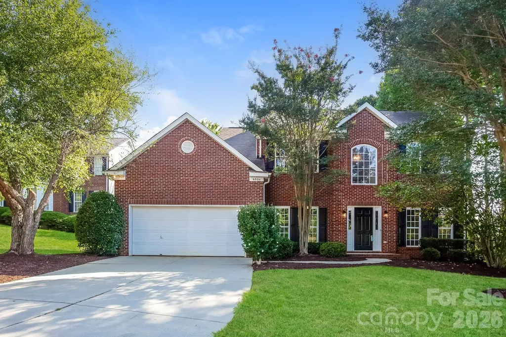 Huntersville NC, 6804 Sweetfield Drive