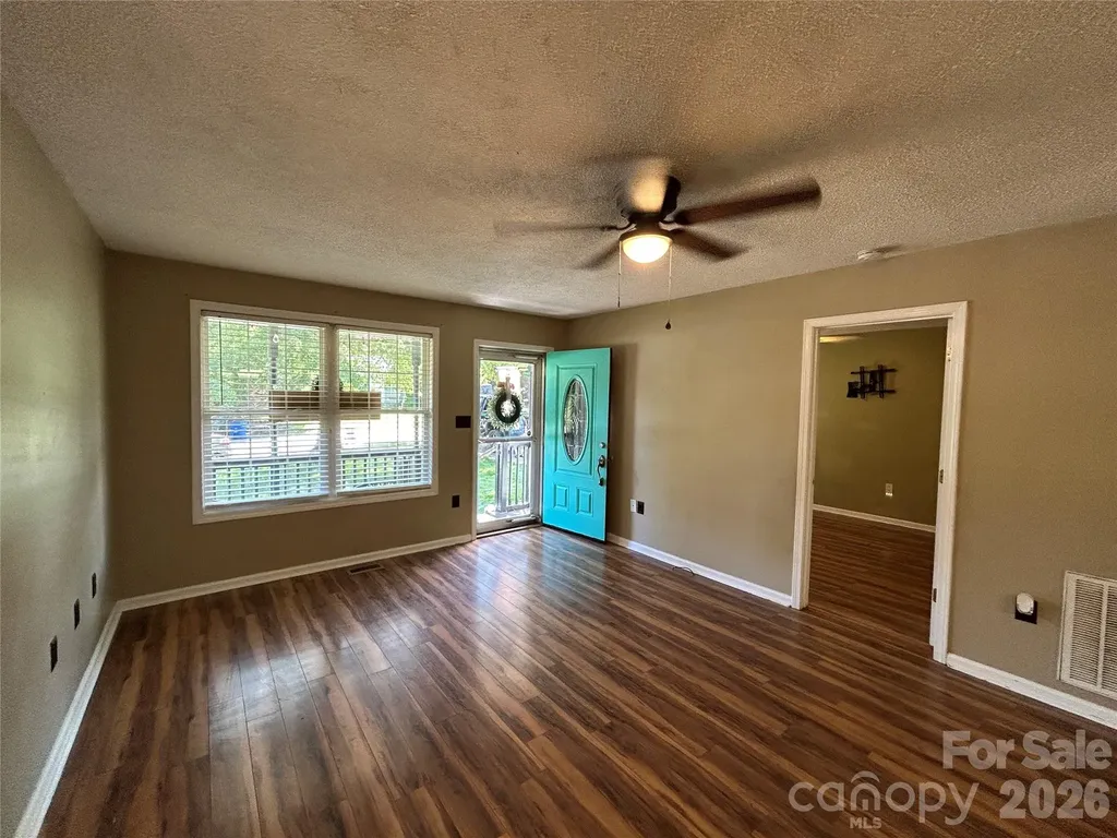 143 Allendale Street Lincolnton NC 28092