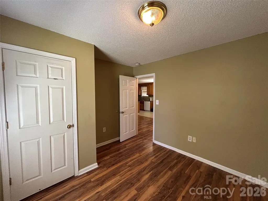 143 Allendale Street Lincolnton NC 28092