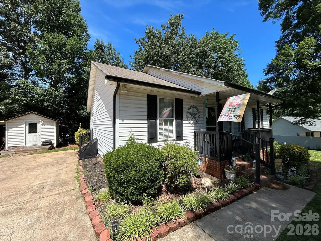 143 Allendale Street Lincolnton NC 28092