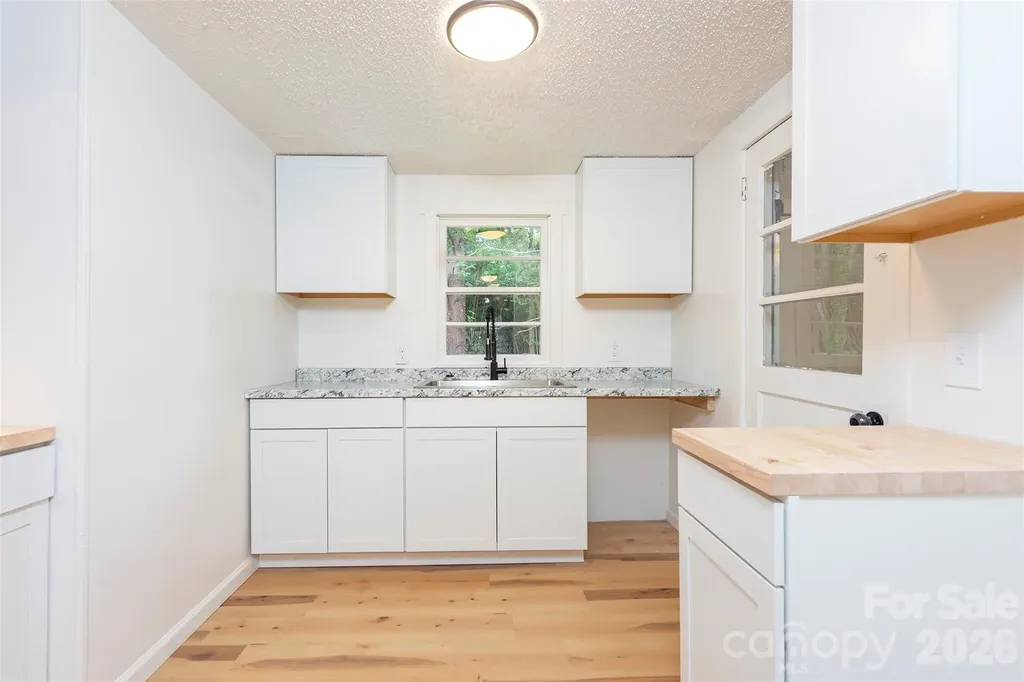 215 Merchant Street Asheville NC 28803