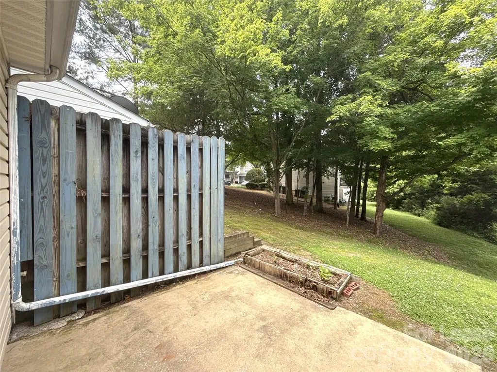 747 Mountainwater Drive Charlotte NC 28262