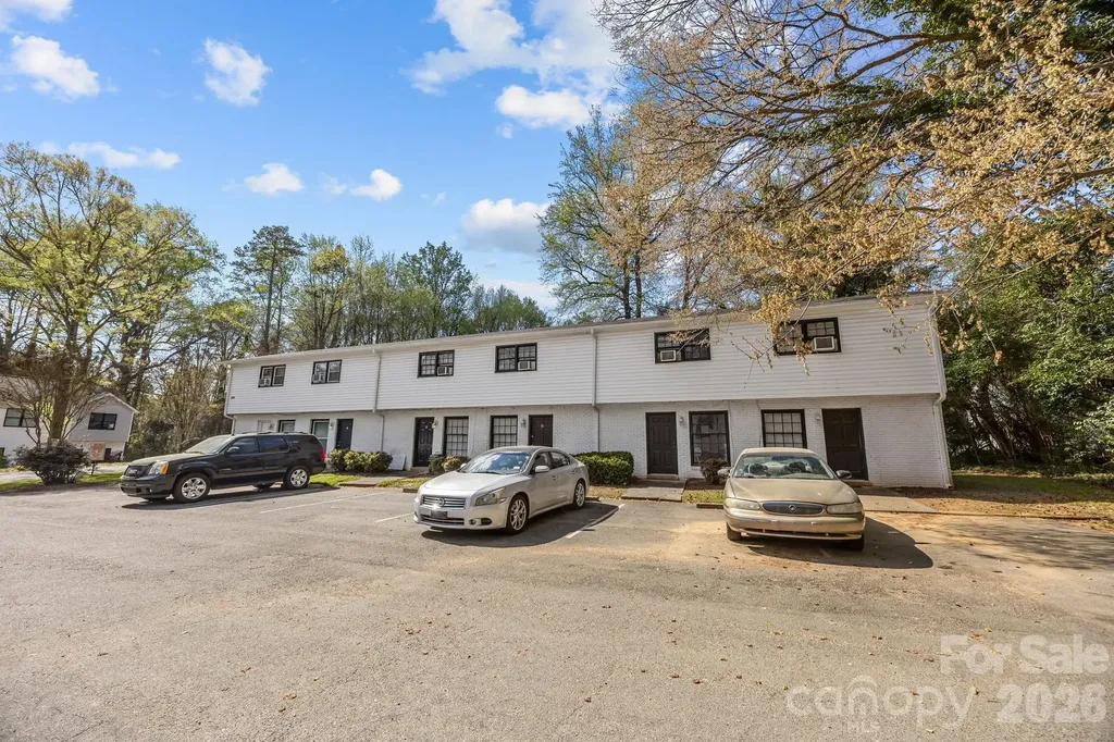 2909 Burgess Drive Charlotte NC 28208