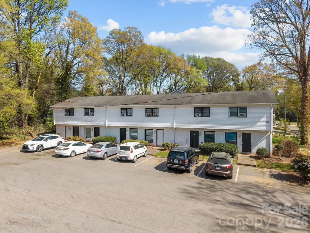2909 Burgess Drive Charlotte NC 28208