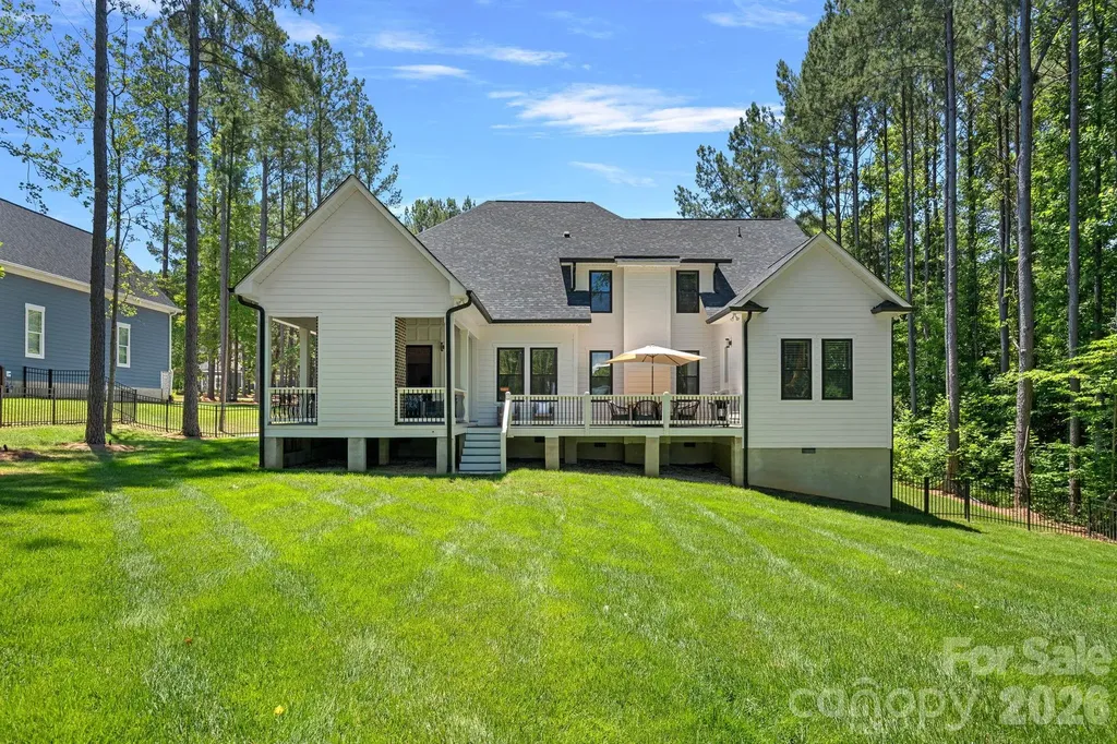 156 Crooked Branch Way Troutman NC 28166