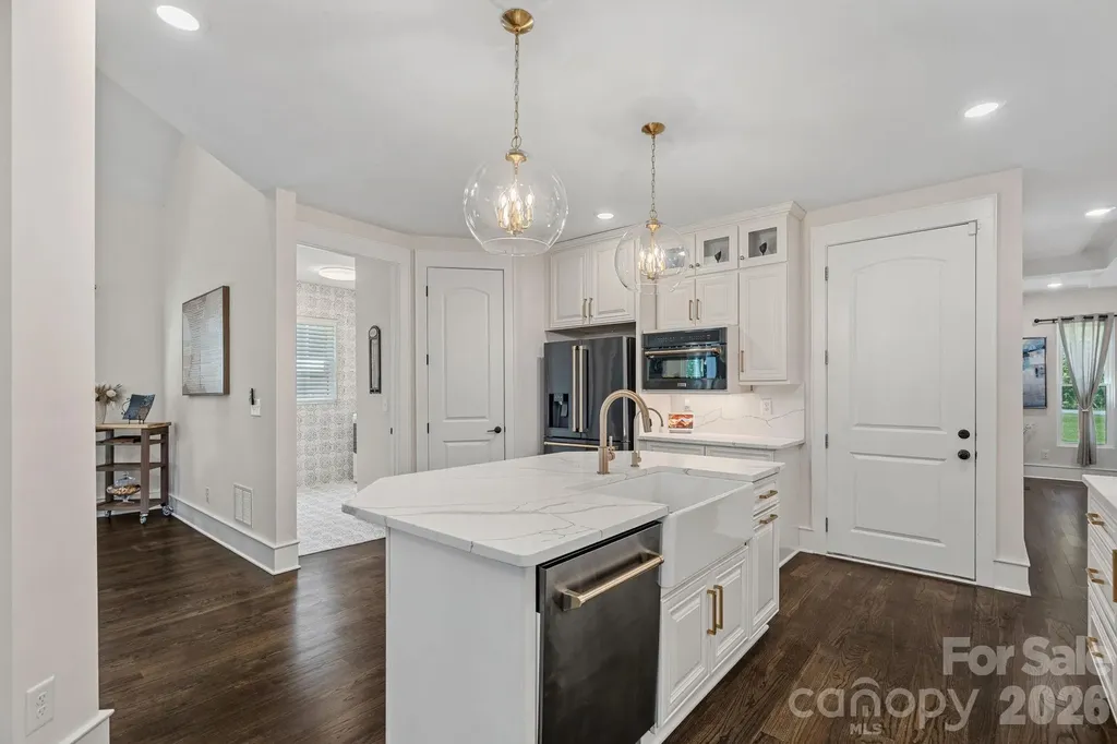 156 Crooked Branch Way Troutman NC 28166