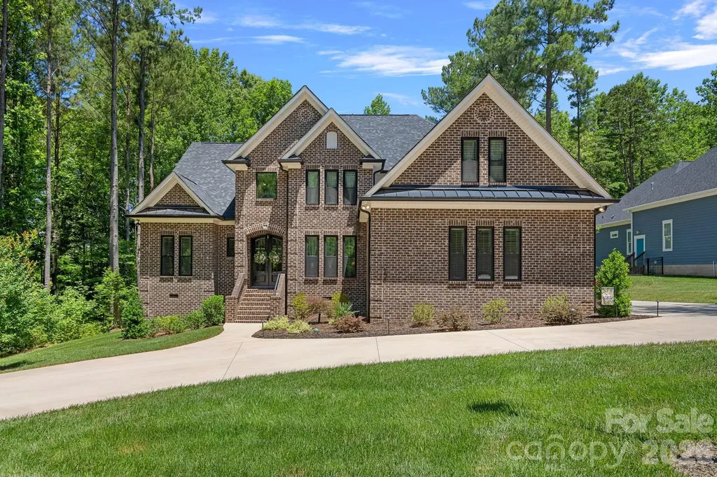 156 Crooked Branch Way Troutman NC 28166