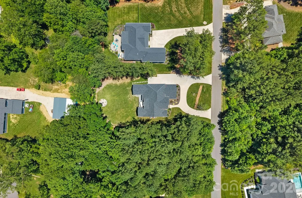 156 Crooked Branch Way Troutman NC 28166