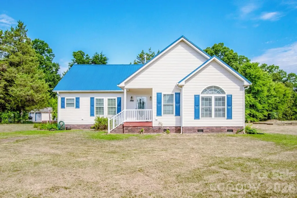 2860 Needmore Road Woodleaf NC 27054