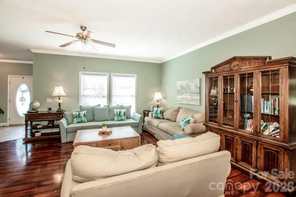 2860 Needmore Road Woodleaf NC 27054