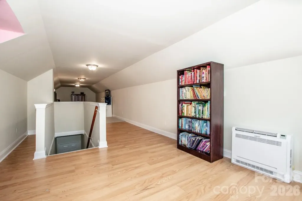 2860 Needmore Road Woodleaf NC 27054