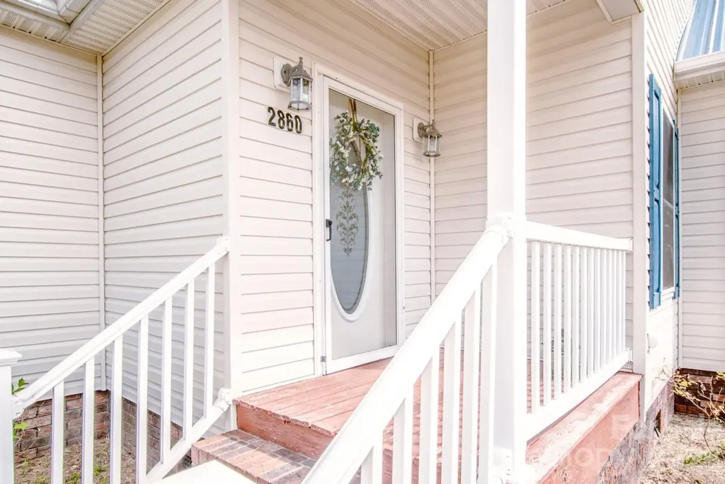 2860 Needmore Road Woodleaf NC 27054