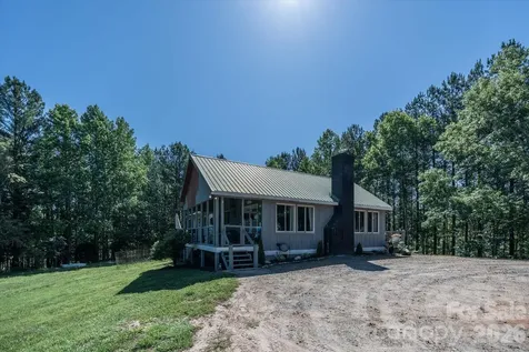 1194 Palmer Road Mill Spring NC 28756