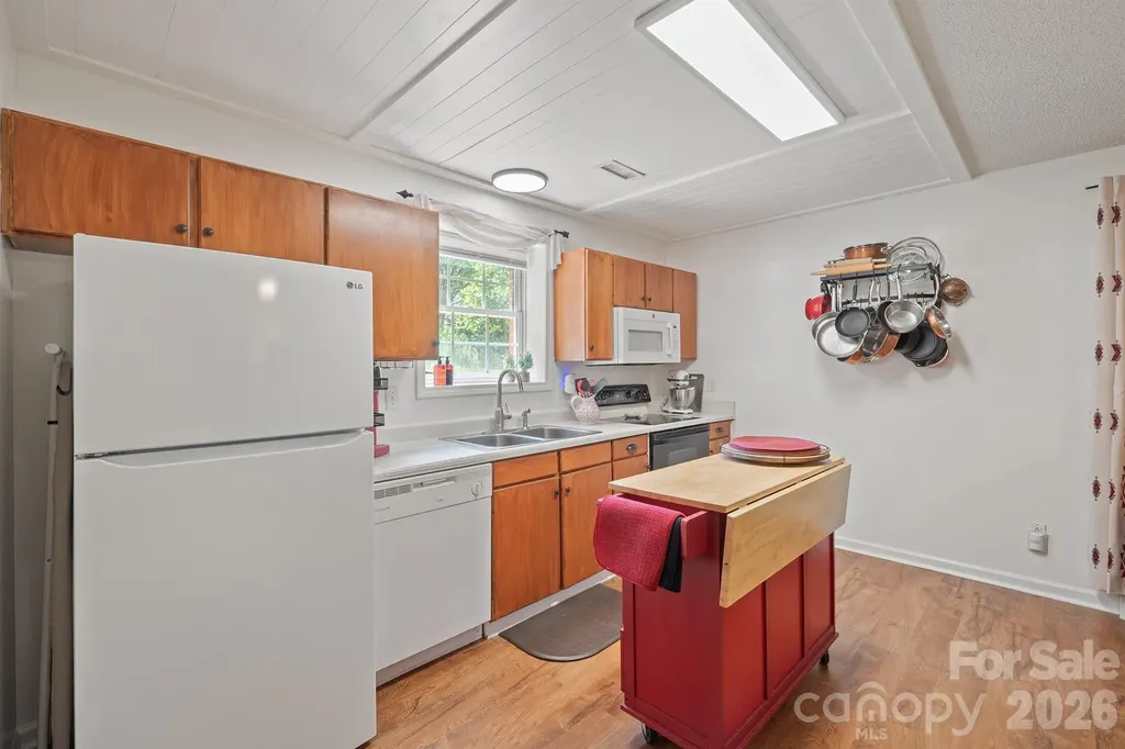 1133 Finger Bridge Road Hickory NC 28602