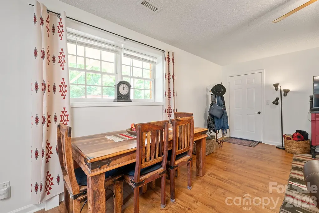 1133 Finger Bridge Road Hickory NC 28602