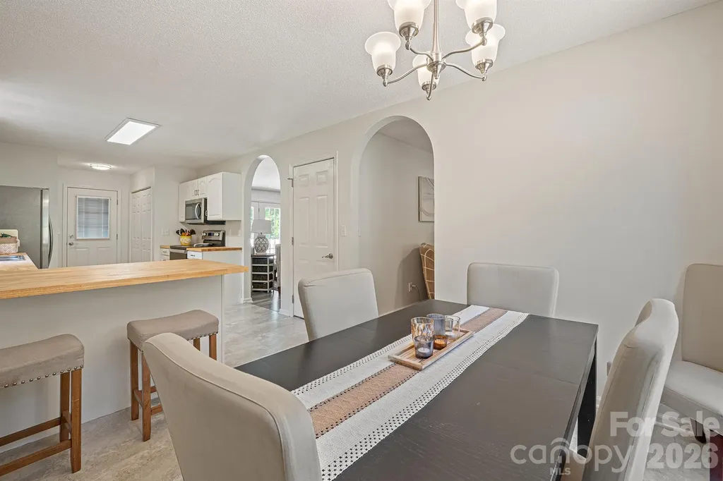 1133 Finger Bridge Road Hickory NC 28602