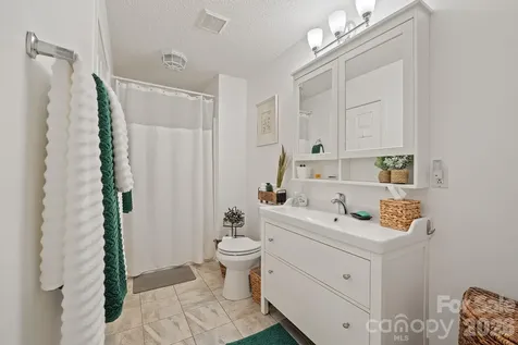 1133 Finger Bridge Road Hickory NC 28602