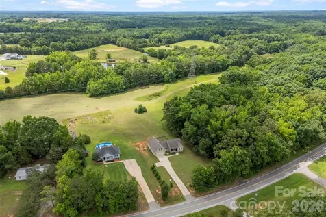 4933 Billy Wilson Road York SC 29745
