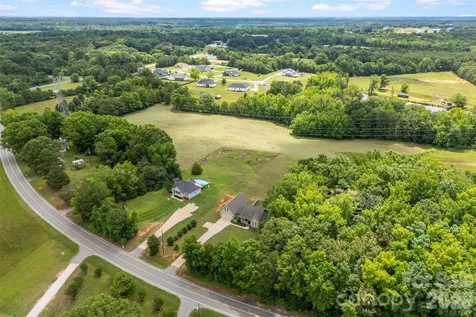 4933 Billy Wilson Road York SC 29745