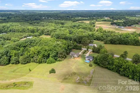 4933 Billy Wilson Road York SC 29745