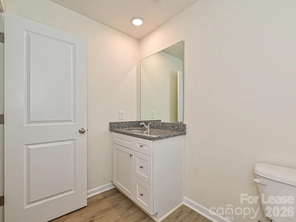 1725 E Cloaninger Avenue Statesville NC 28625