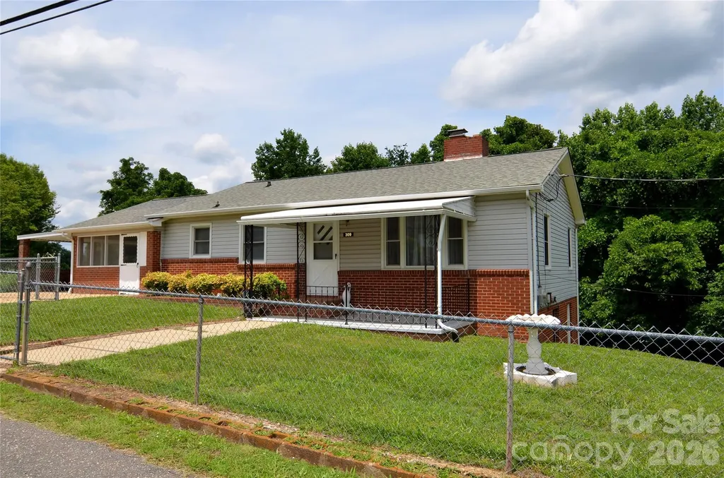 309 Morehead Road Marion NC 28752