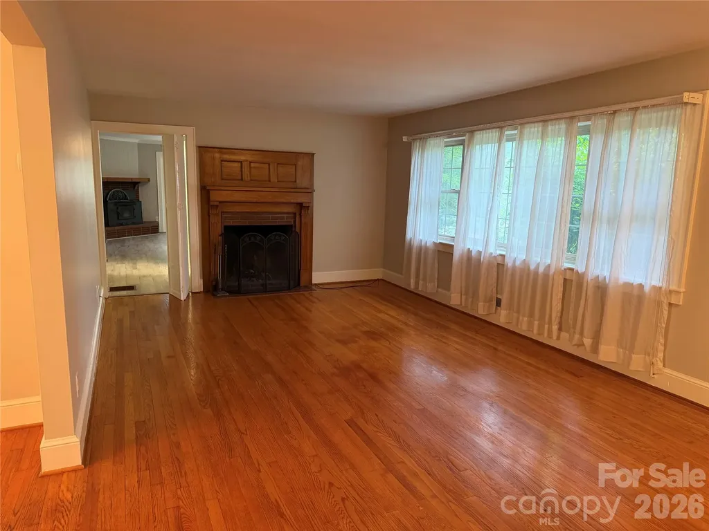 901 Ridgecrest Drive NE Lenoir NC 28645
