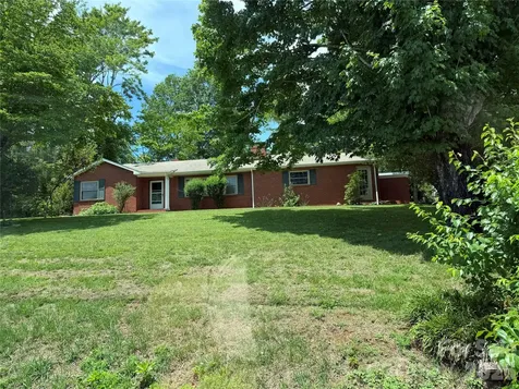 901 Ridgecrest Drive NE Lenoir NC 28645