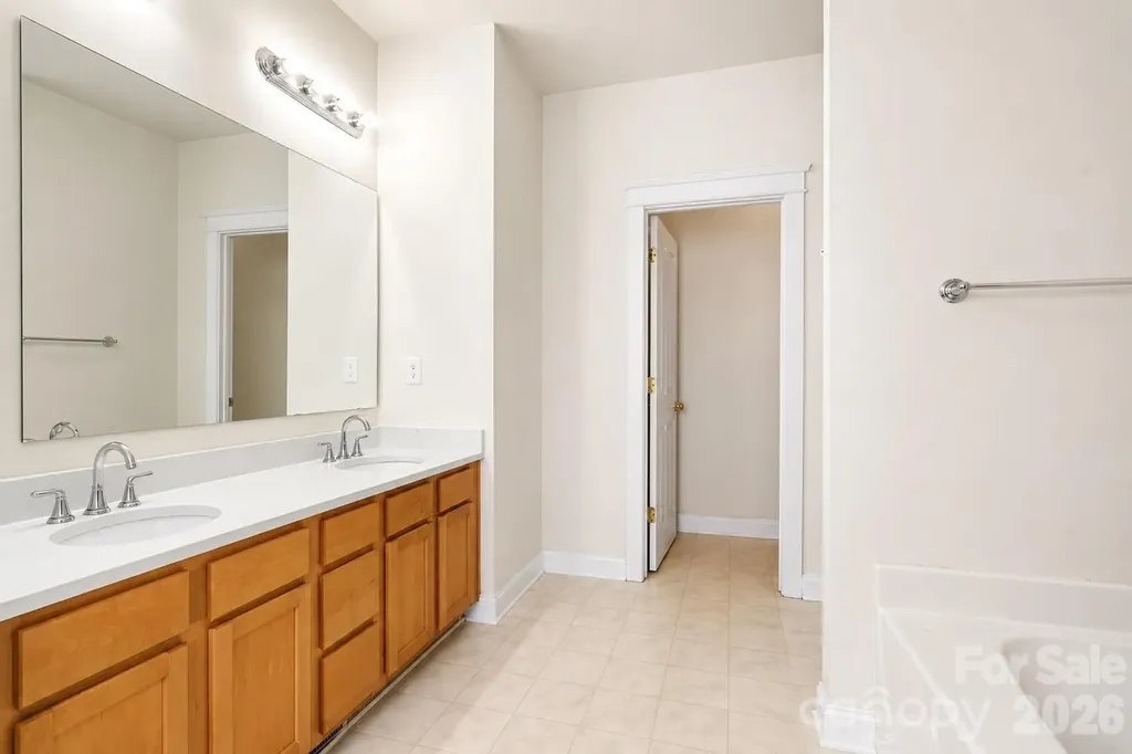 3044 Parker Green Trail Charlotte NC 28269