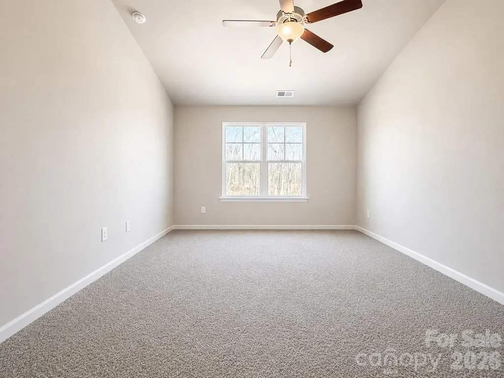 5929 Wallace Avenue Charlotte NC 28227