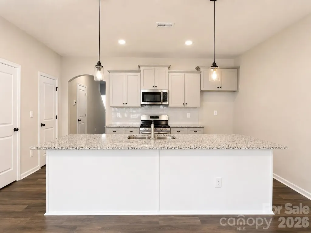 5929 Wallace Avenue Charlotte NC 28227