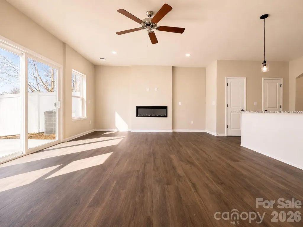 5929 Wallace Avenue Charlotte NC 28227
