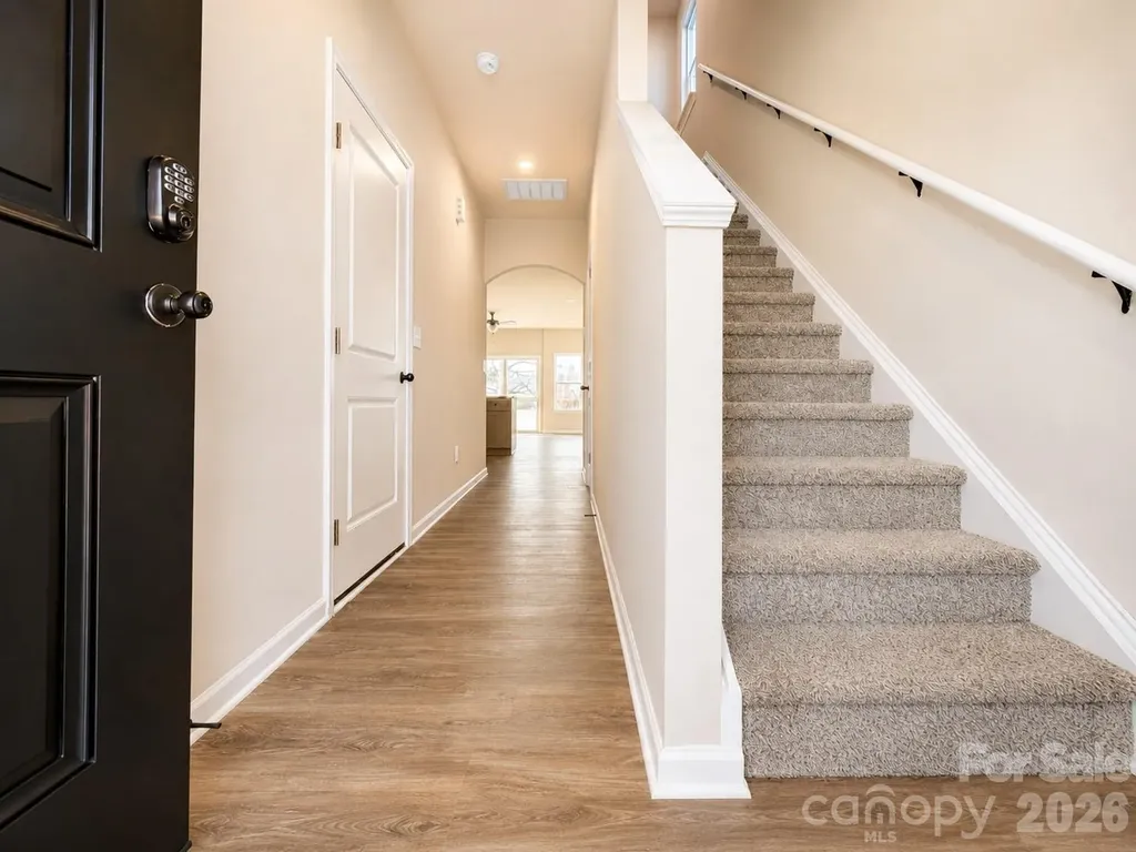 5929 Wallace Avenue Charlotte NC 28227