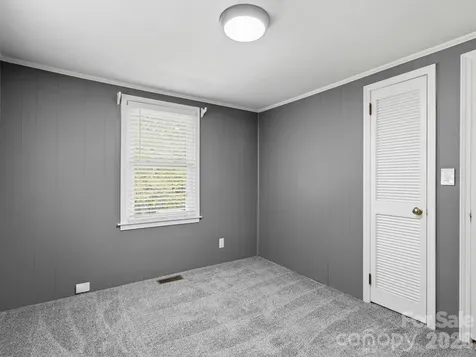 407 Hall Street Hendersonville NC 28739