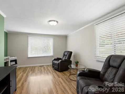 407 Hall Street Hendersonville NC 28739