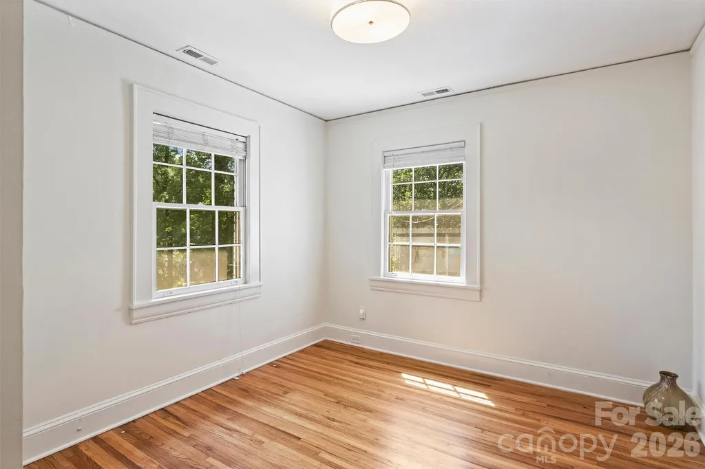 118 N Laurel Avenue Charlotte NC 28207