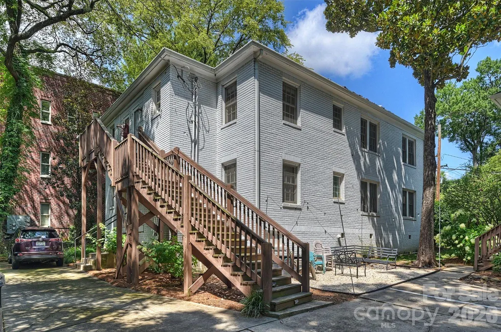 118 N Laurel Avenue Charlotte NC 28207