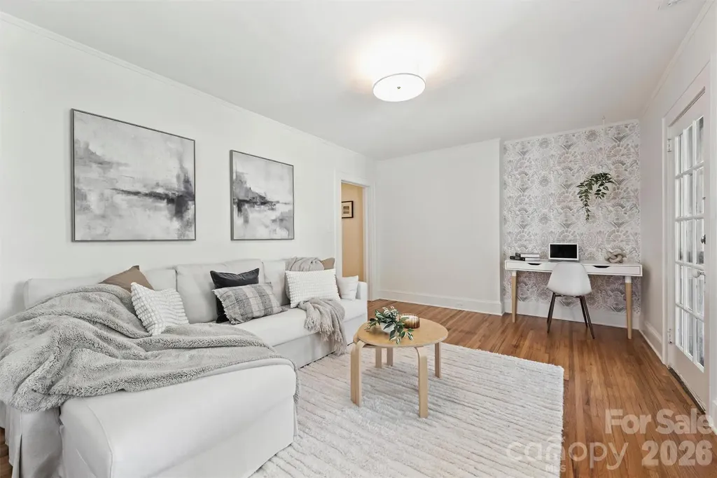 118 N Laurel Avenue Charlotte NC 28207