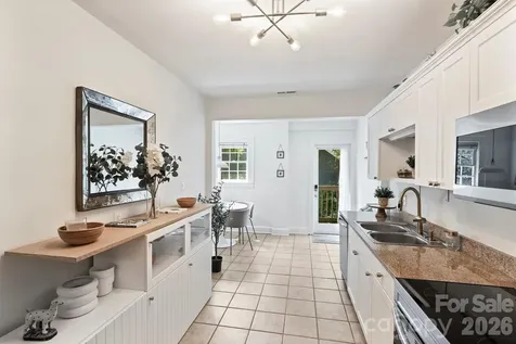 118 N Laurel Avenue Charlotte NC 28207