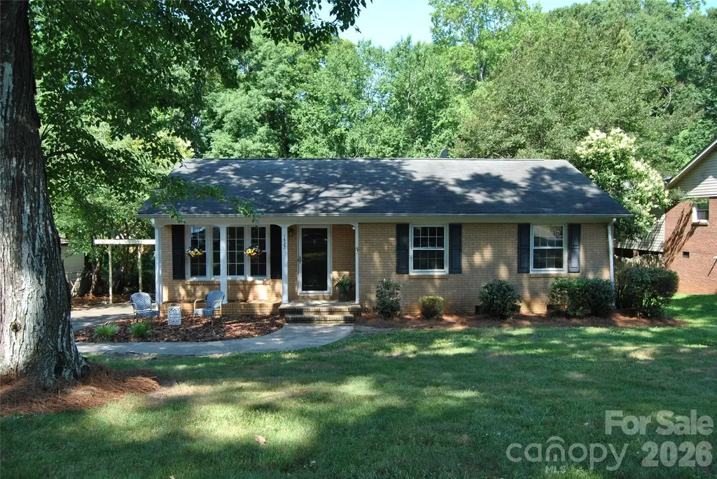 1427 Churchill Drive Gastonia NC 28054