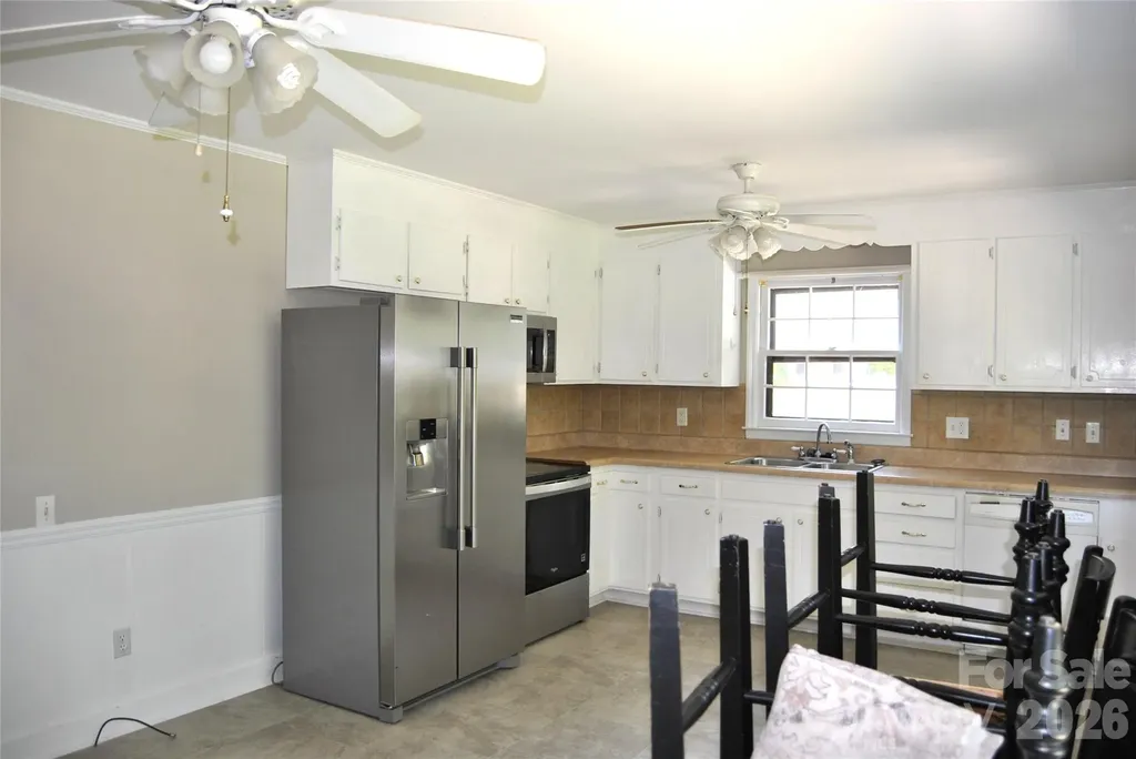 1427 Churchill Drive Gastonia NC 28054
