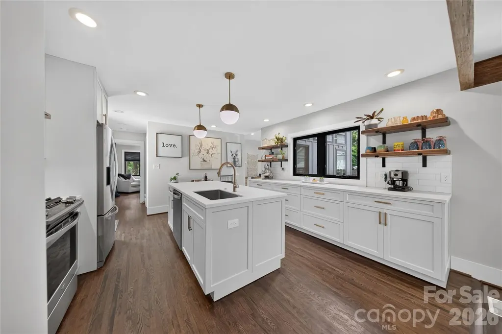 1721 Merry Oaks Road Charlotte NC 28205
