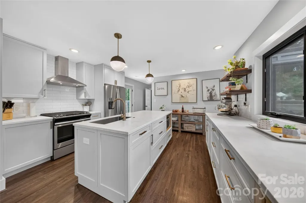 1721 Merry Oaks Road Charlotte NC 28205