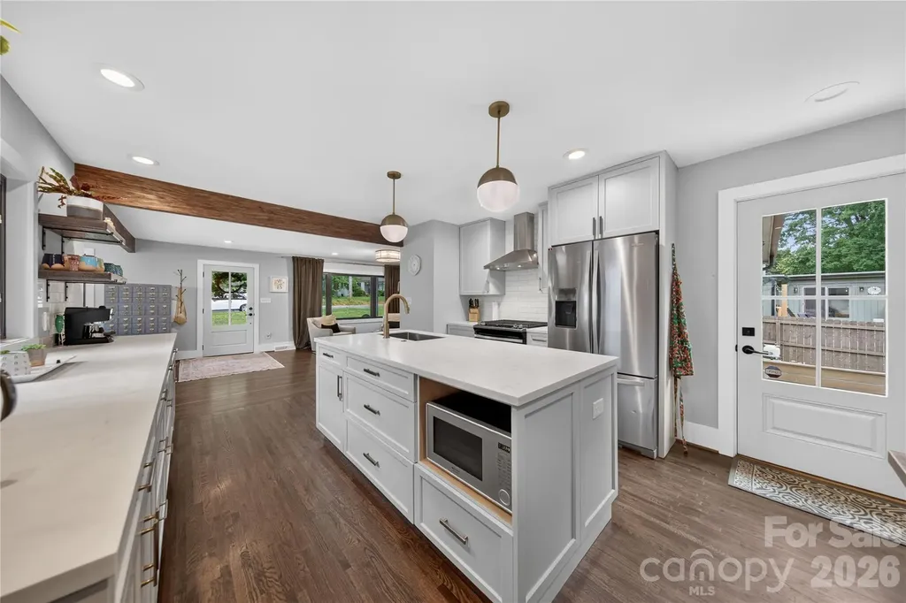 1721 Merry Oaks Road Charlotte NC 28205