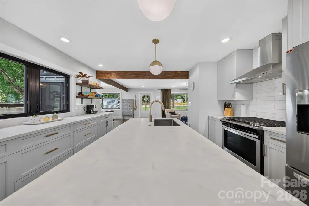 1721 Merry Oaks Road Charlotte NC 28205