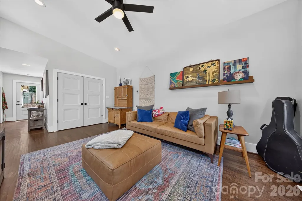 1721 Merry Oaks Road Charlotte NC 28205