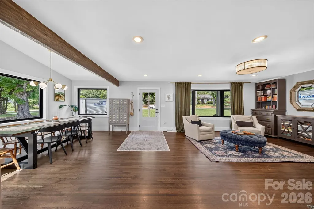 1721 Merry Oaks Road Charlotte NC 28205