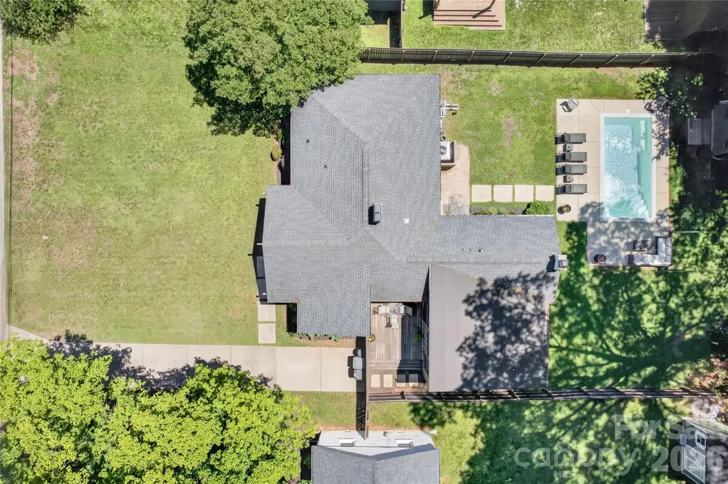 1721 Merry Oaks Road Charlotte NC 28205
